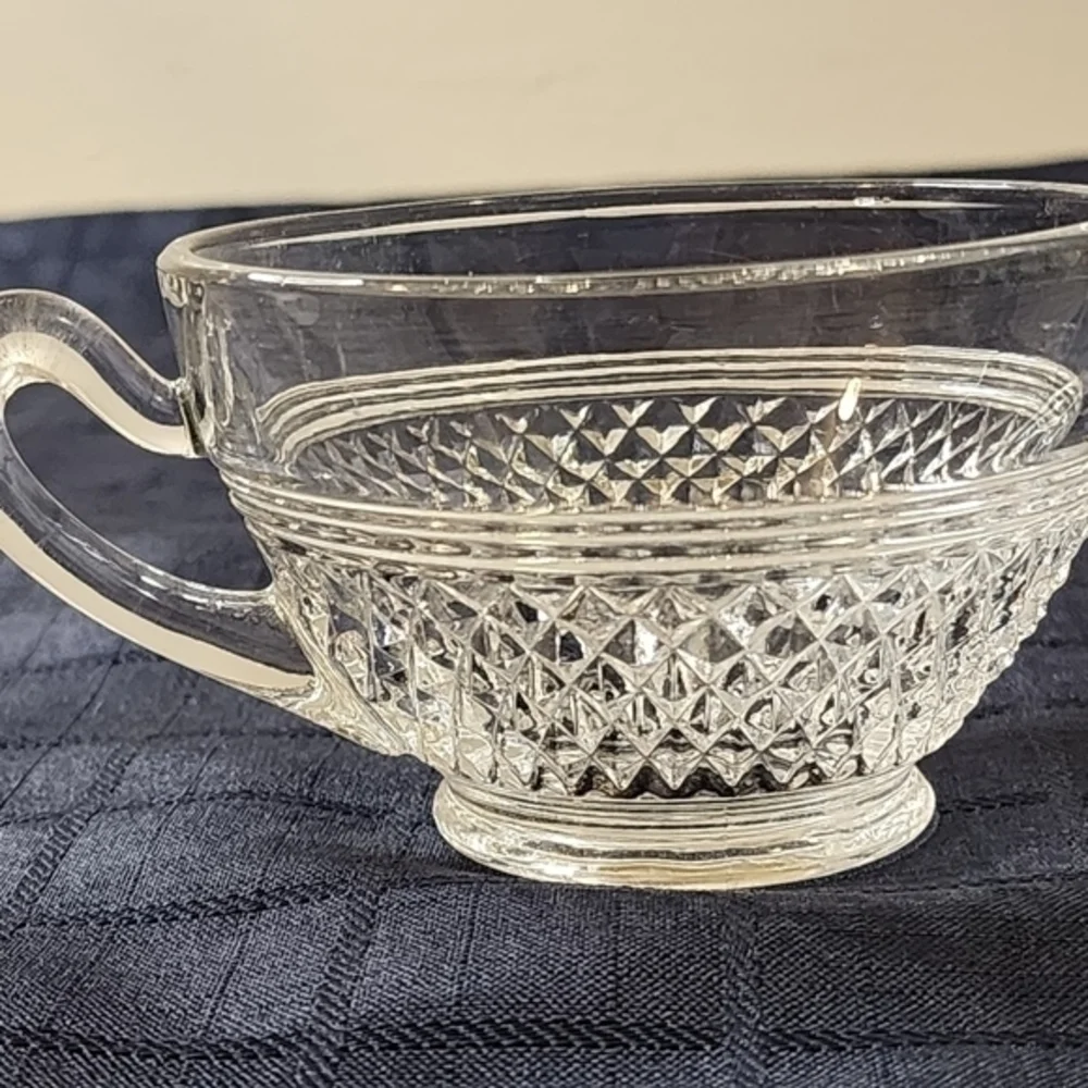 Vintage Diamond Shaped Clear Cut Glass‎ Coffee/Tea Cup